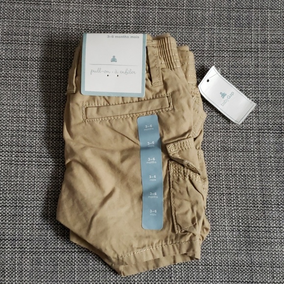 Baby Gap Cargo Short - Picture 2 of 4